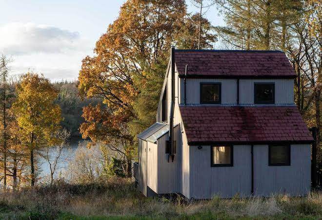 Cabu by the lakes