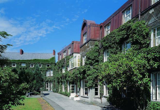 Old ground hotel ennis