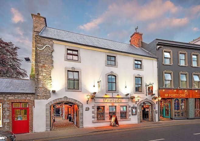 Queens hotel