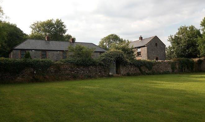 Strasburgh manor