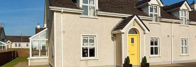 Surfers Cove Holiday Homes Image