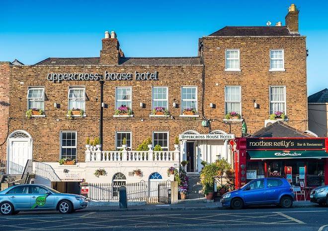 Uppercross hotel