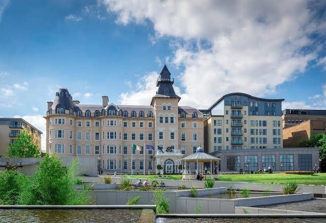Royal marine hotel