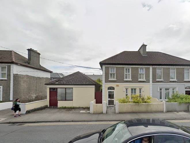 5 College Crescent Image