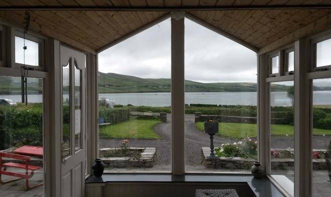 Eask view dingle