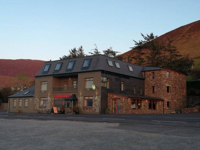 Caitins pub and accomodation