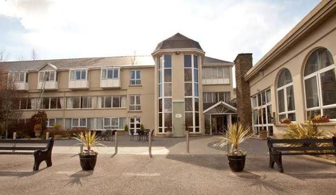Earl of desmond hotel
