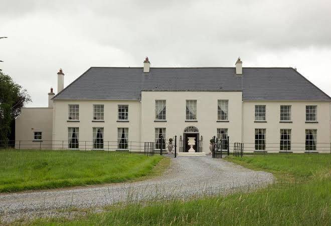 Grange manor