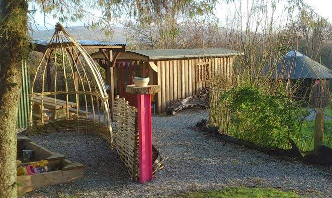 Pink apple orchard yurt glamping irelandglamping com