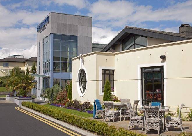 Greenhills 4 Star Hotel Conference & Leisure Centre Image