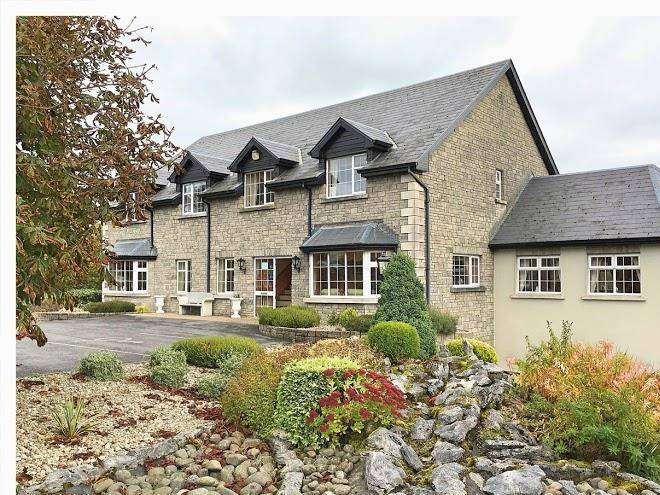 Michaeleen's manor b&b