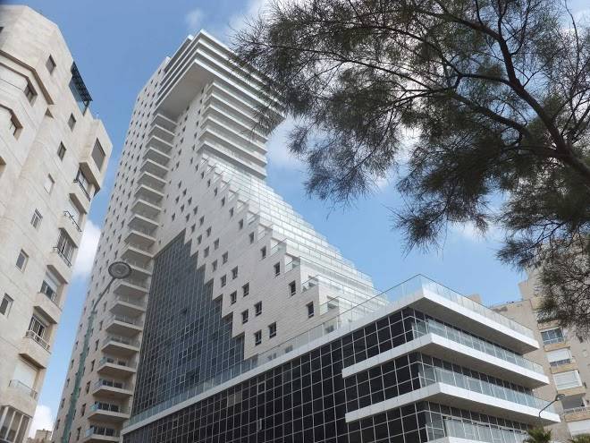 Azimut hotel medi terre netanya