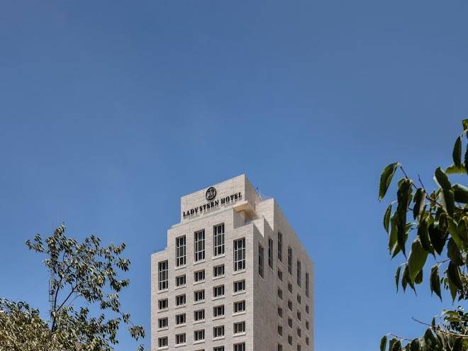 Lady stern hotel