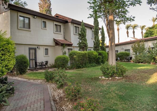 Country lodging degania bet