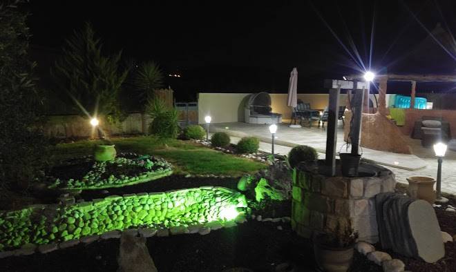 Rotem manor