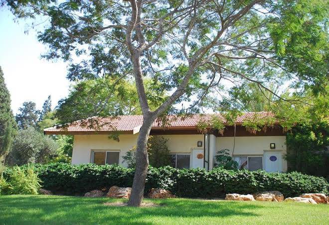 Kibbutz Mizra Country Lodging Image