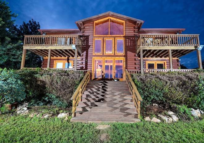 Naftaly Estate Image