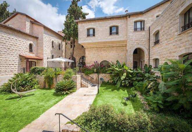 Ruth safed hotel