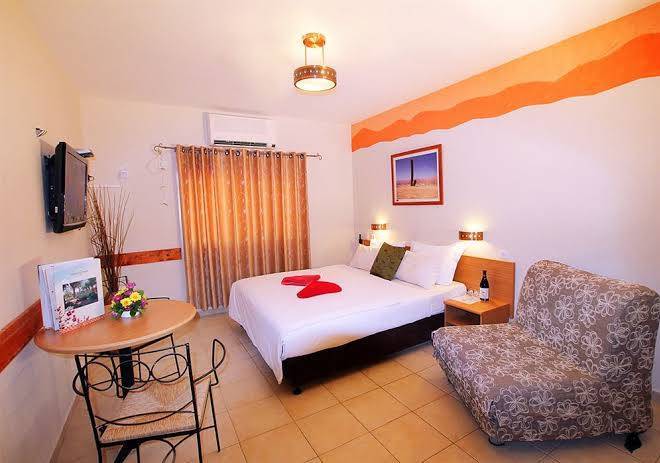 Eilot kibbutz country lodging