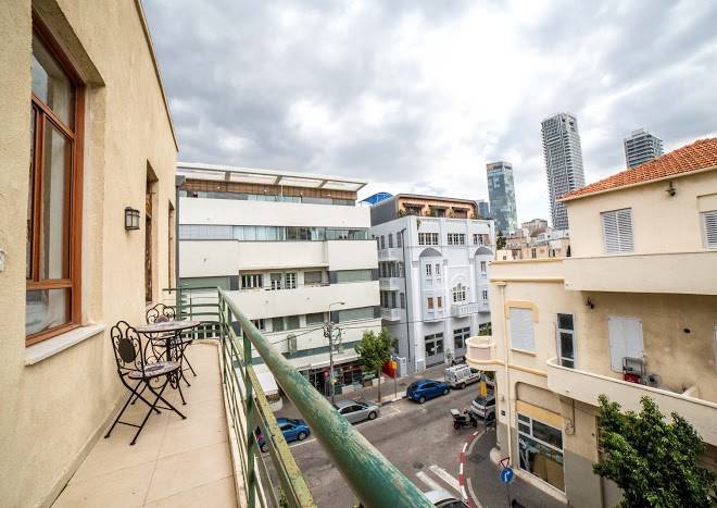 Hotel jonathan neve tzedek tel aviv