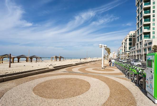 The promenade art by tlv2go