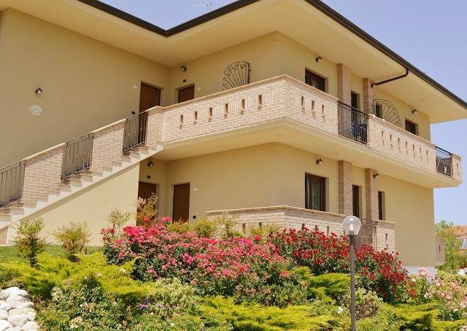 Eden hotel residence