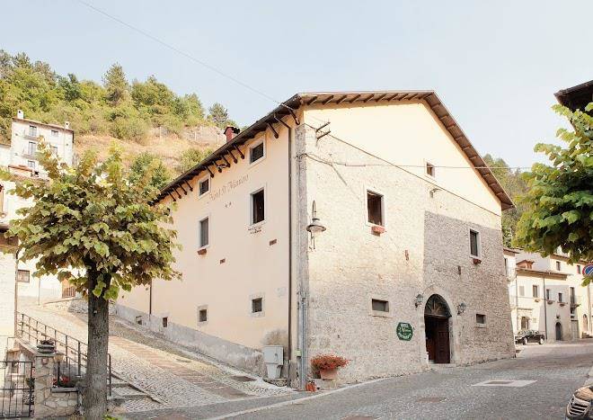 Hotel il maniero rocca pia