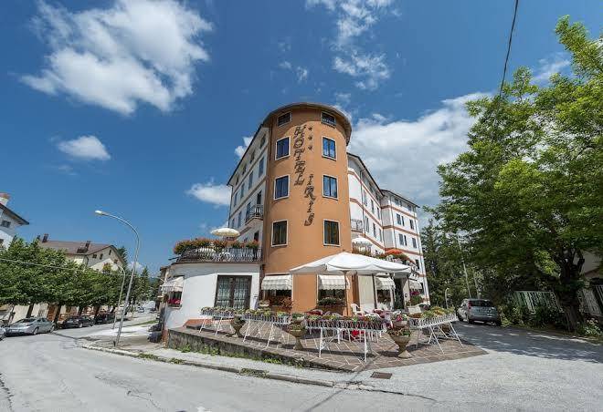Hotel iris
