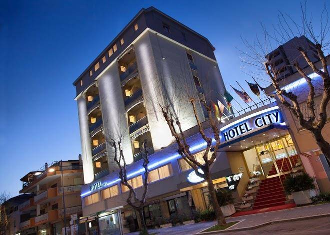 Hotel city