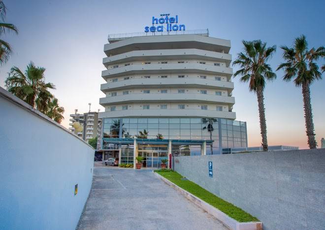 Hotel sea lion