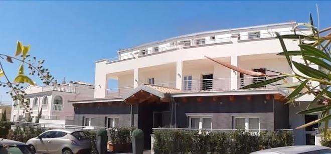 Idueleonihotel
