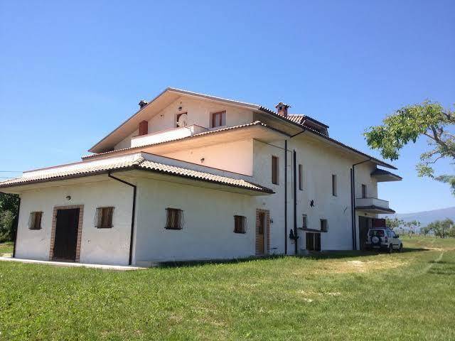 Le terre d'abruzzo tenuta grumelli