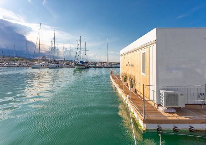Aqua Resort Giulianova Houseboat Experience Image