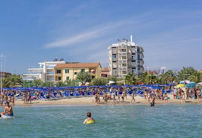 Hotel Excelsior Alba Adriatica Image