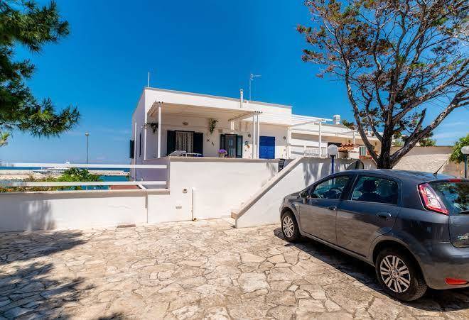 Balconcino sul mare