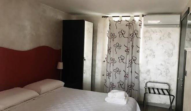 B&b Dormireabari Image