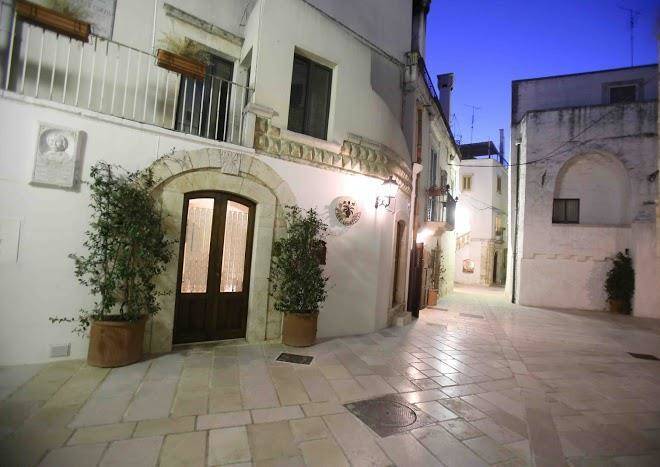 L' Alchimista Dimora Storica B&b Turi Image
