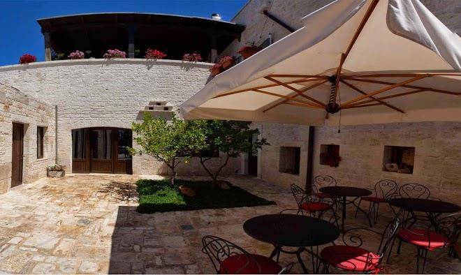 La Piccola Corte Image