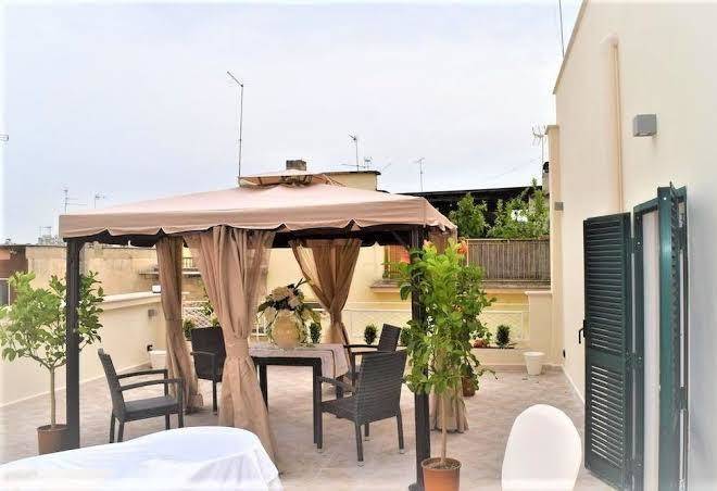 Affitta camere domus al corso