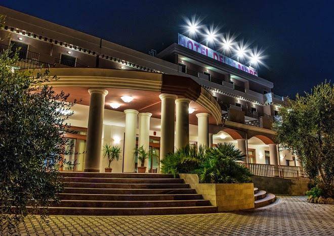 Hotel Delle More Image