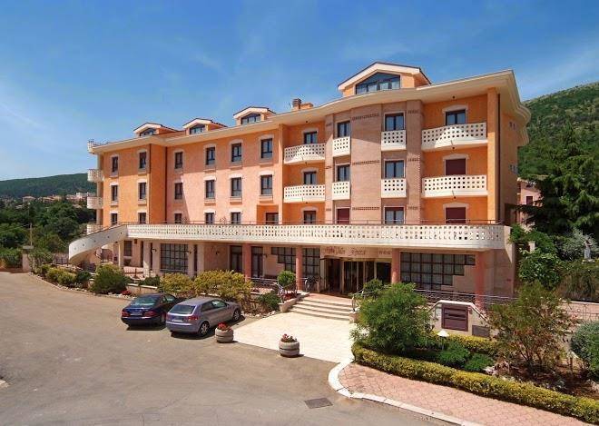 Hotel valle rossa