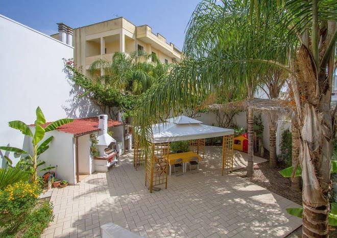 L'antica Rimessa Image