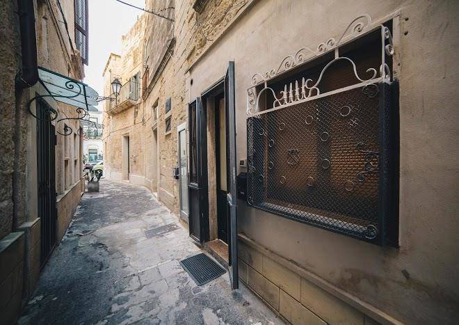 Don Giuliano Apt Image