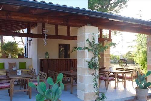 Gli Allori Fuga Dalla Citta Image