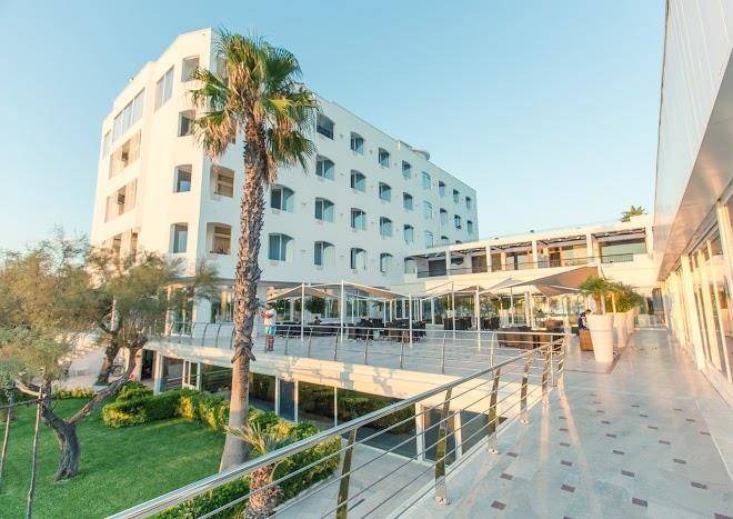 Grand hotel costa brada