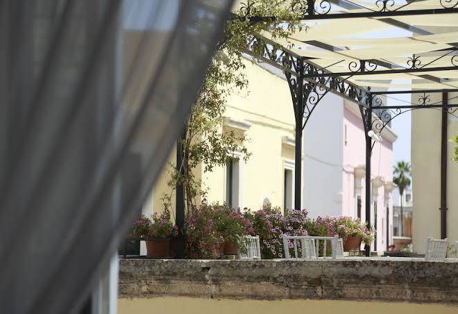 Persone palace