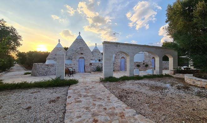 Trulli Di Spinaruta Image