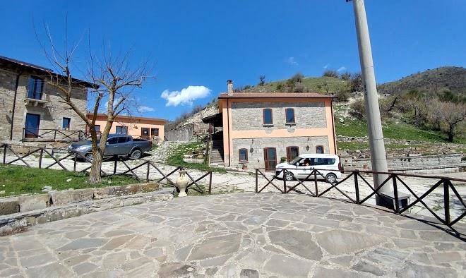 Agriturismo il repole di di corleto vincenzina