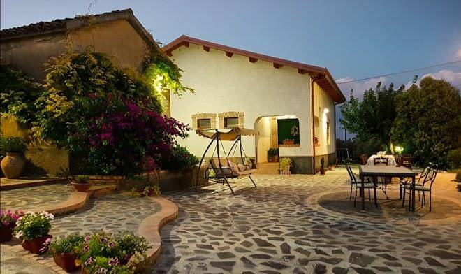 Agriturismo borgo santa lucia agriturismo cropani