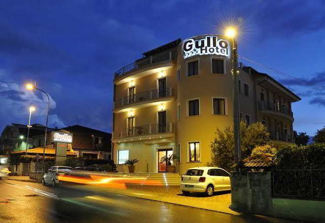 Hotel gullo